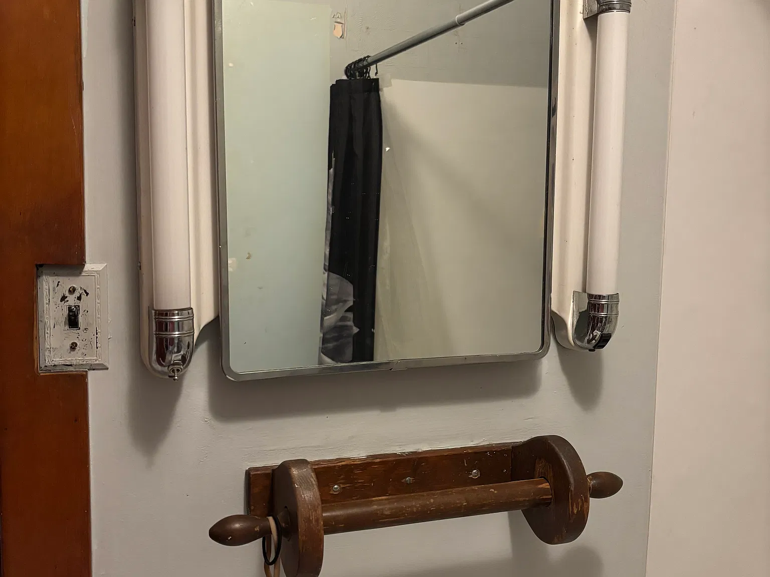 3 bed, 824 sqft, $1,185 — Photo 4