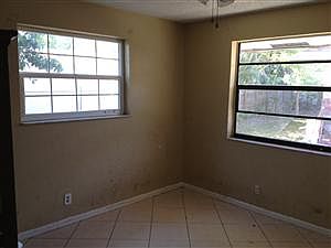 2nd image of 1032 NW 1st Ave APT 4