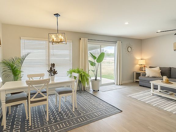 4th image of 10605 Shannon Valley Dr