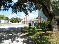 1st image of 565 NW 1st Ave