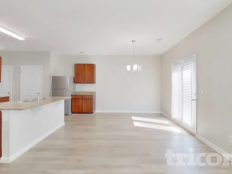 7156 Tanger Blvd — Photo 4