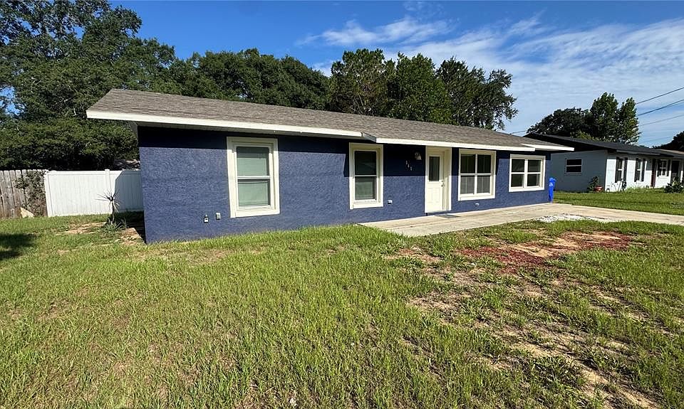 1st image of 545 Oak Dr