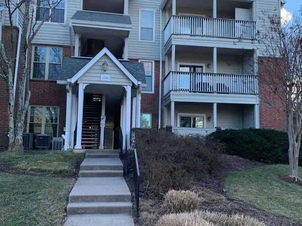 12161 Penderview Ter APT 938, Fairfax, VA 22033