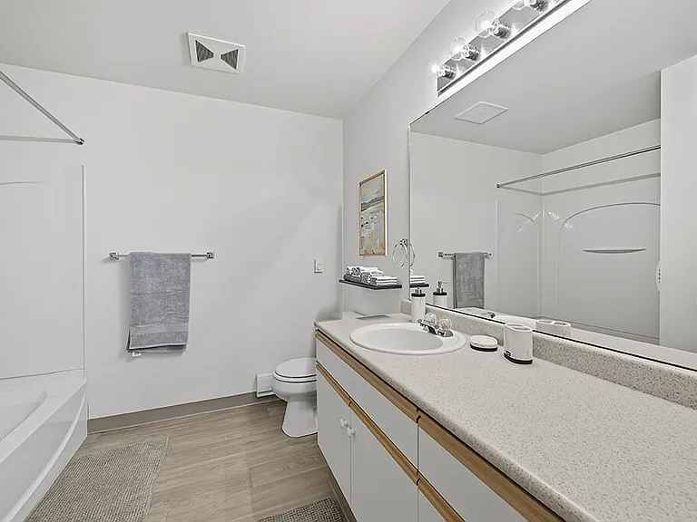 Alderwood Court Senior Affordable Apartments — Photo 7