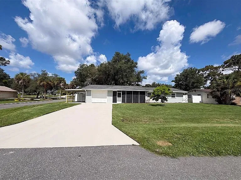 1817 Lori Ln W — Photo 1