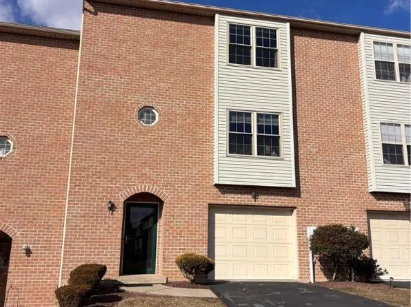 3411 Limestone Dr, Whitehall, PA 18052