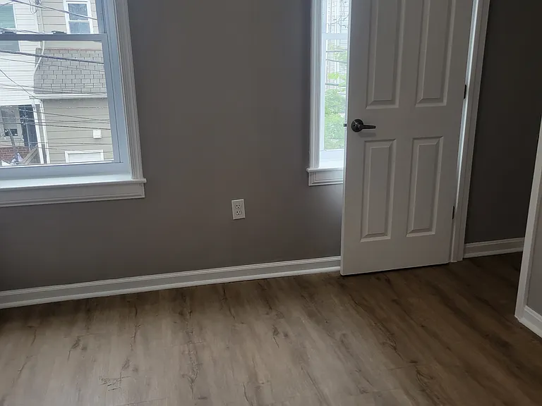 3709 Centre Pl — Photo 6