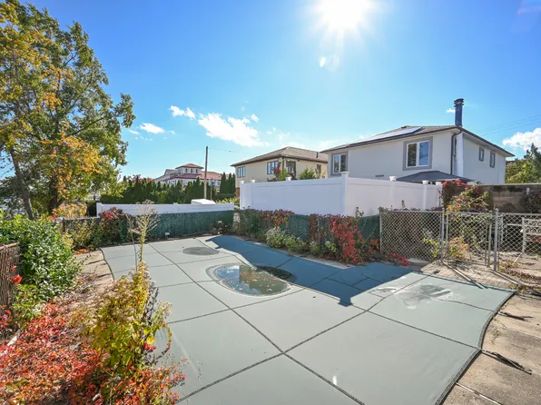 2687 East 66th Street image 7 of 15