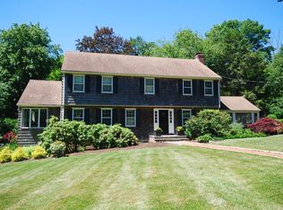 851 Duck Farm Rd, Fairfield, CT 06824