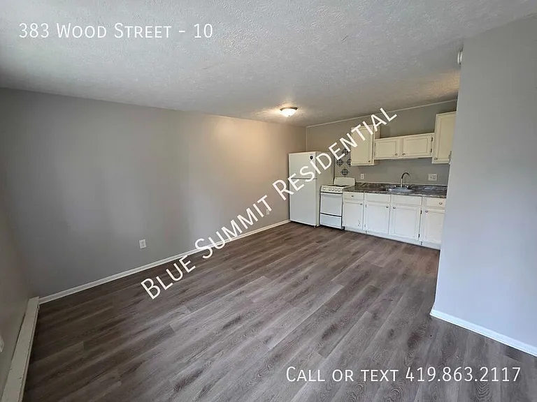 383 Wood St #10 — Photo 7