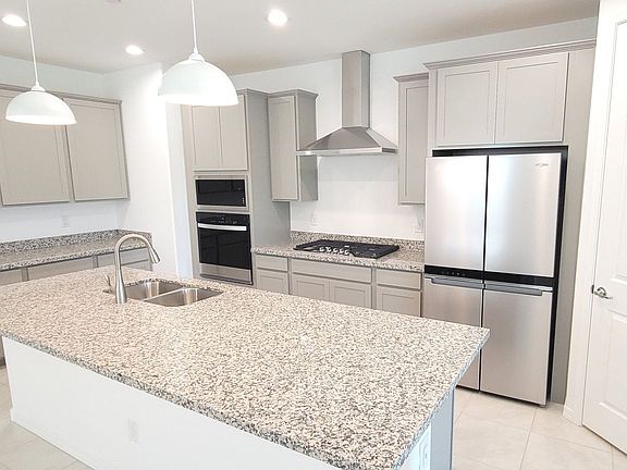 5th image of 13573 W Shifting Sands Dr