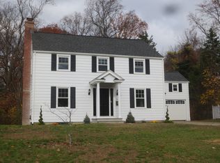 162 Killian Ave, Trumbull, CT 06611