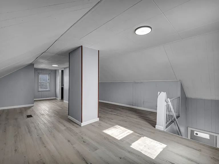 17001 Palda Dr — Photo 22