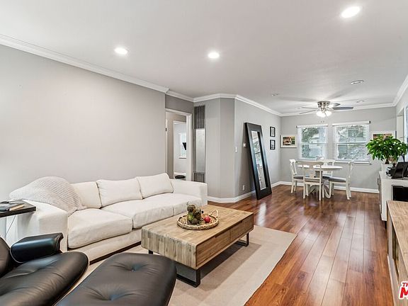 2nd image of 5827 Bowcroft St Unit 4