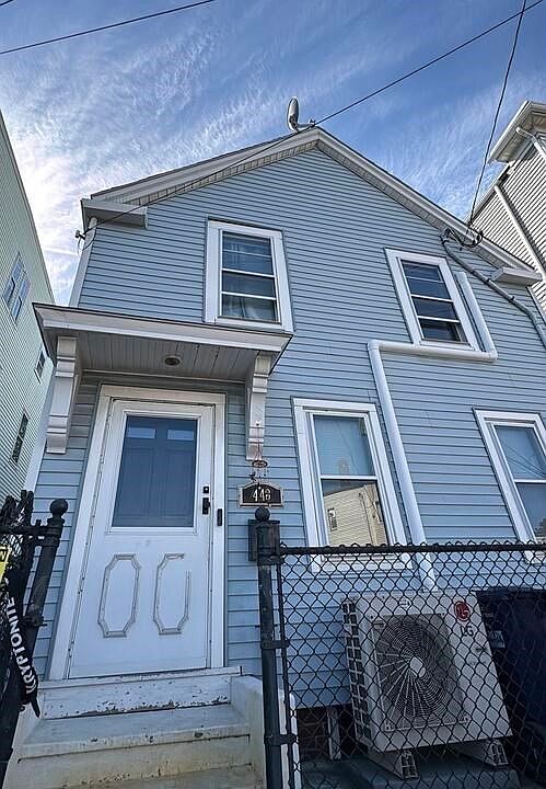 1st image of 449 Frankfort St