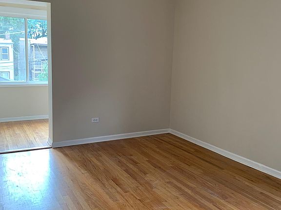 Bedroom 1 with tandem room