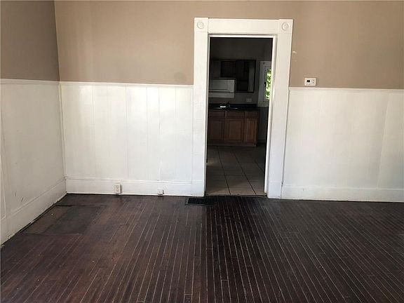 5th image of 22 N Grant Ave