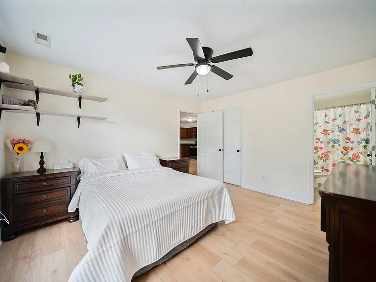 817 Church St — Photo 15