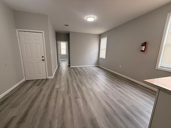 3rd image of 264 9th Ave APT 2