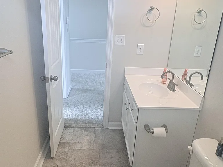 604 Drummond Grove Ln — Photo 31