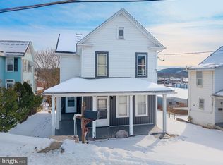 130 E 1st St, Everett, PA 15537