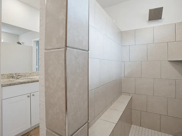 13138 Rosemary Cv — Photo 15