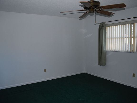 5th image of 1658 Lake Ave Unit 3