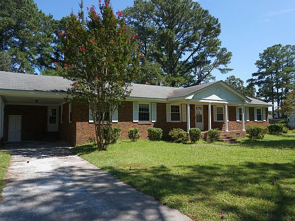 2nd image of 3009 S Elm St