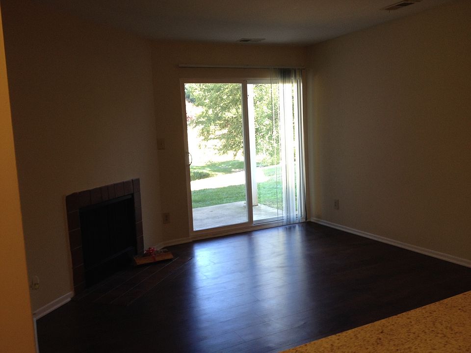2nd image of 12835 Locbury Cir APT J
