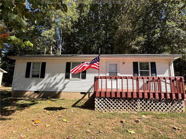 347 Utah Rd, Ravenswood, WV 26164
