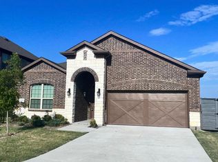 7401 Hawthorne Way, Aubrey, TX 76227