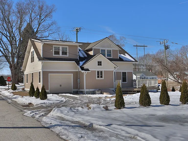 192 Slater Ave — Photo 16