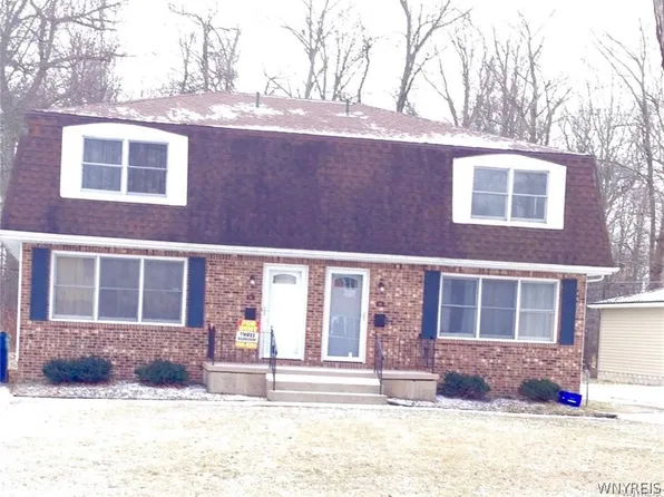 91 Marine Dr, Amherst, NY 14228