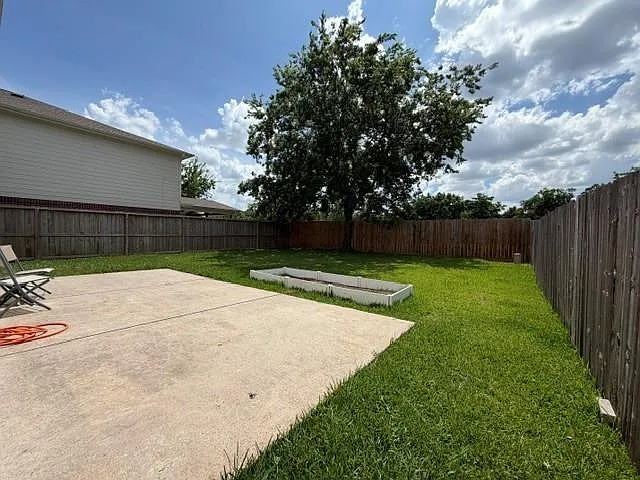 9011 Canton Park Ln — Photo 26