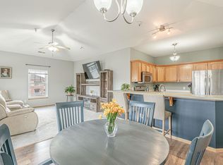 101 Metro Ter UNIT 302, Madison, WI 53718