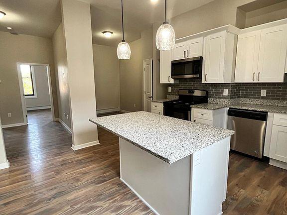 3rd image of 116 Van Horne St APT 2
