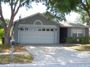 6201 Crickethollow Dr, Riverview, FL 33578