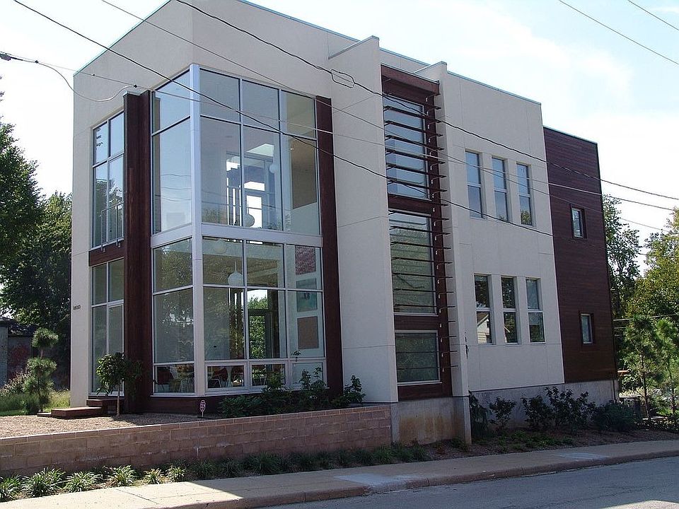 1st image of 1600 Summit St