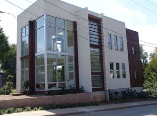 1600 Summit St, Kansas City, MO 64108