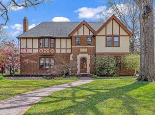 3127 SW Shadow Ln, Topeka, KS 66604