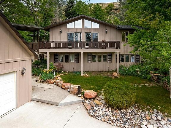 2nd image of 2950 Walden Pl