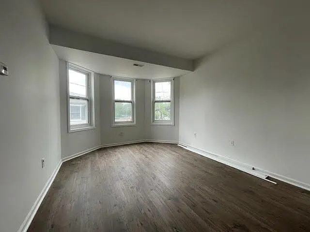 2661 Main St #3 — Photo 3