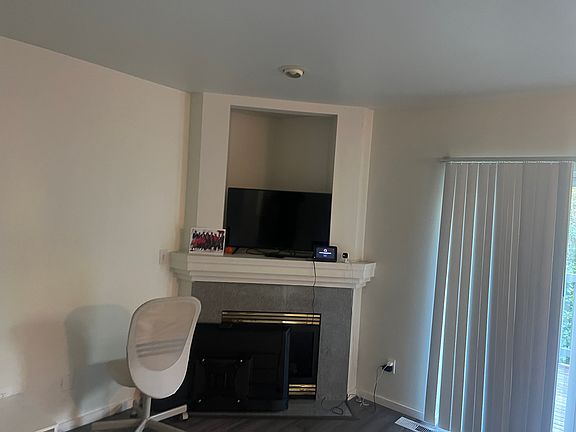 4th image of 3107 156th St SW APT A5