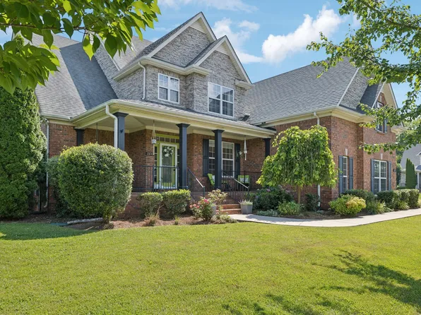 2819 Silver Springs Ct, Murfreesboro, TN 37128