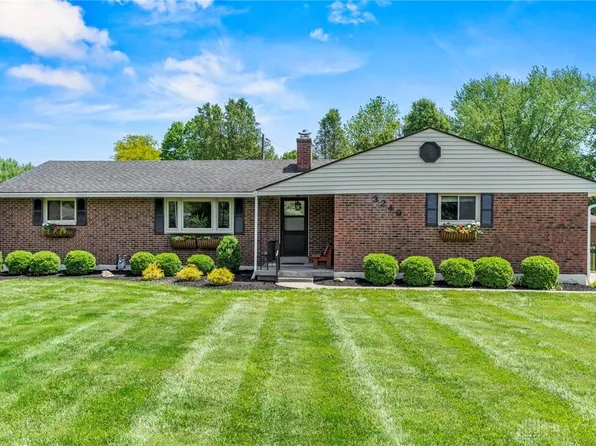 3249 Shetland Rd, Dayton, OH 45434