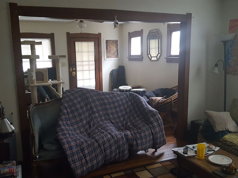 1st image of 520 E Tompkins St