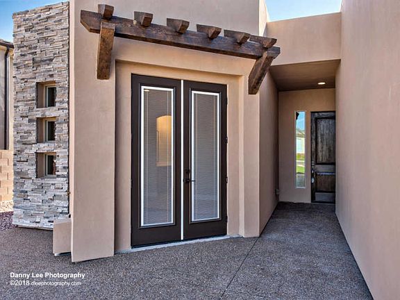4th image of 1778 N Vista Park Way