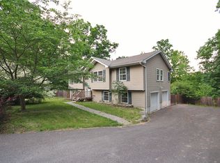 200 Riley Rd, New Windsor, NY 12553