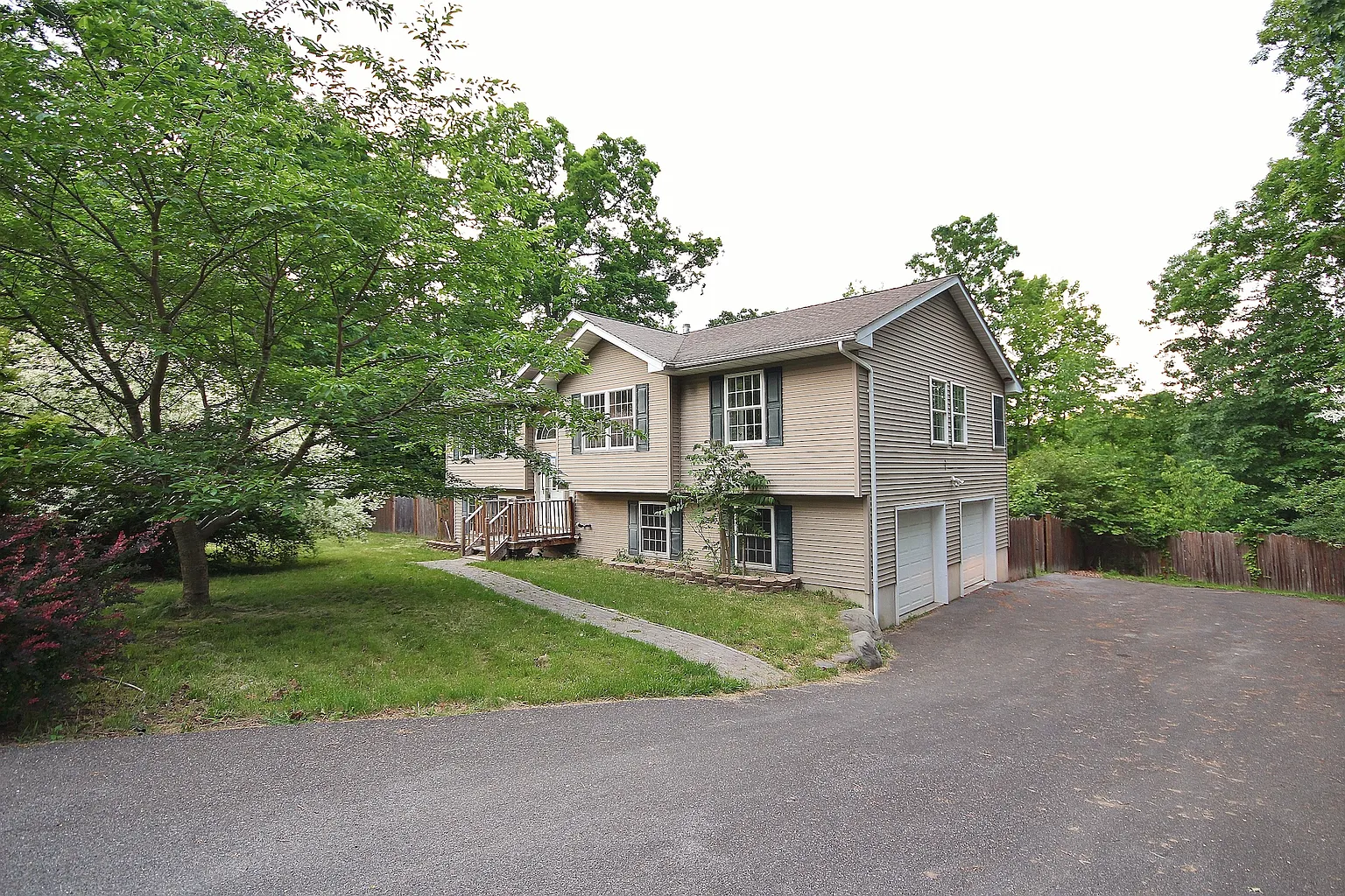 200 Riley Rd photo 1