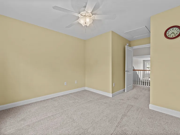 118 Cypress Cir — Photo 40